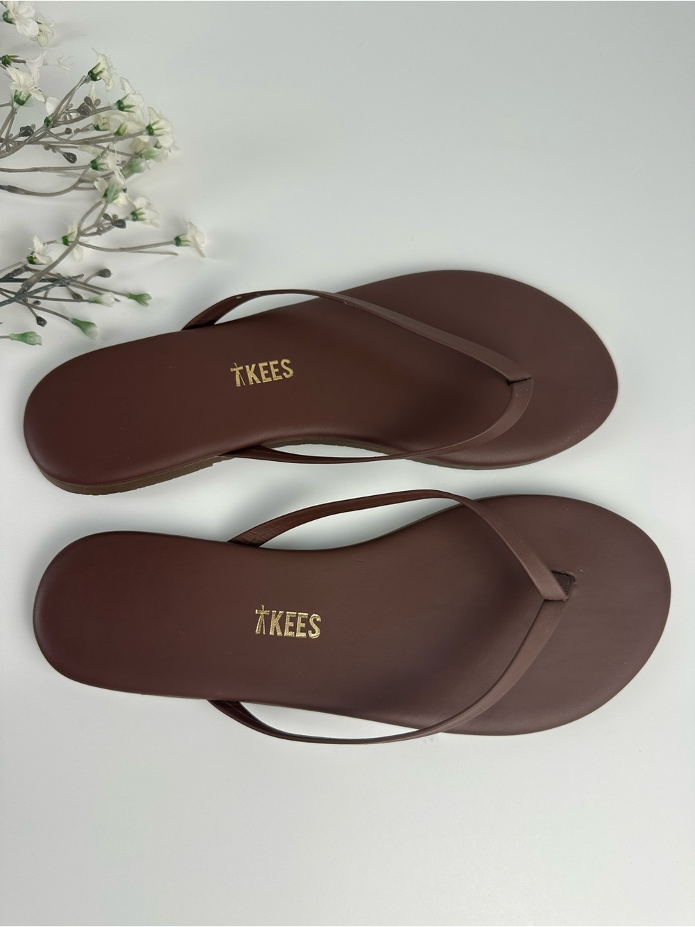 TKEES Brown Flip Flop Sandals Minimalist Thong Sandals Size 7 .